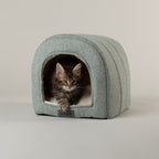 Scruffs Seattle Cave Bed - Topaz Green — 18" x 16" x 27"